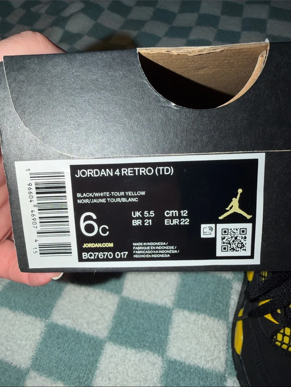 Brand New in Box Nike Jordan Toddler Black and Yellow Sneakers Size 6c